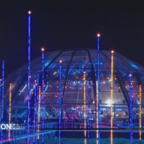 Ce film documentaire, Le phénomène Téléthon, raconte l'histoire de cette incroyable mobilisation de ces millions de français qui en fait un phénomène de société unique au monde.